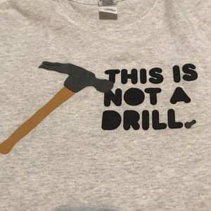 🔨 Funny graphic tee